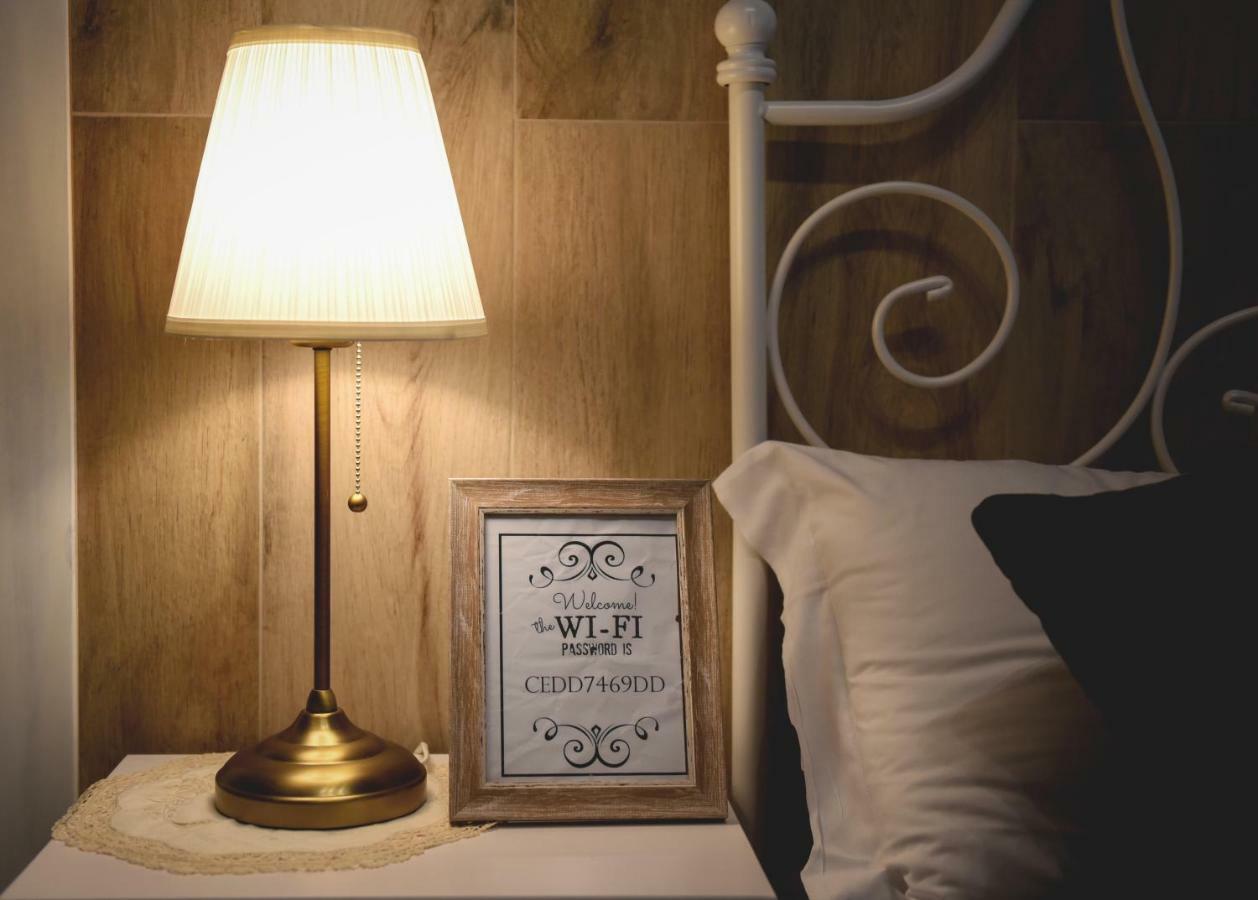 Elegant B&B - Il Vicolo Storico Салерно Екстериор снимка